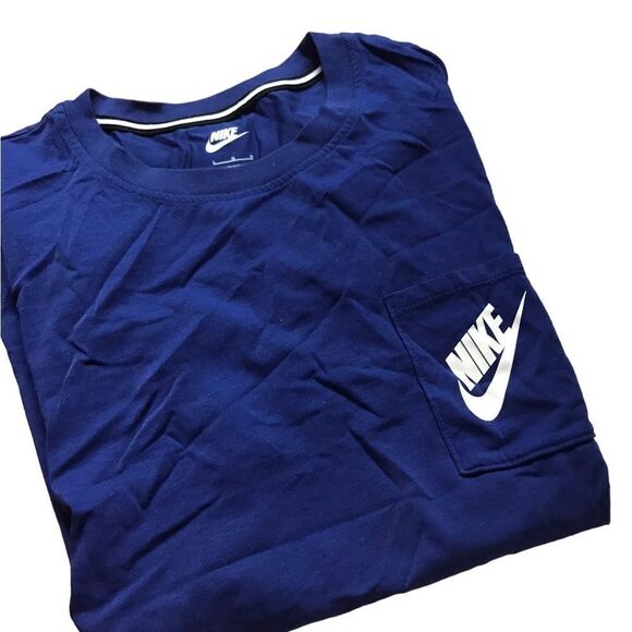 Nike size large women’s t shirt excellent condition - Picture 1 of 1